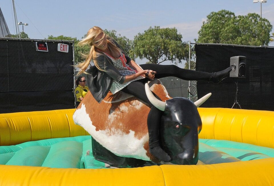 Mechanical Rodeo Bull Rental Dubai - Inflatable Rodeo - Bucking Bronco