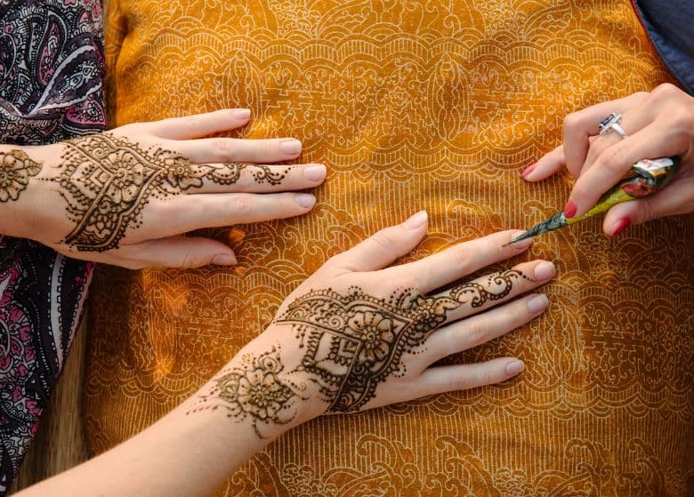 Henna Artist for Hire in UAE